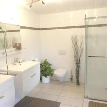 Grosse In Mensfelden Mit Grossem Balkon Apartament Hunfelden